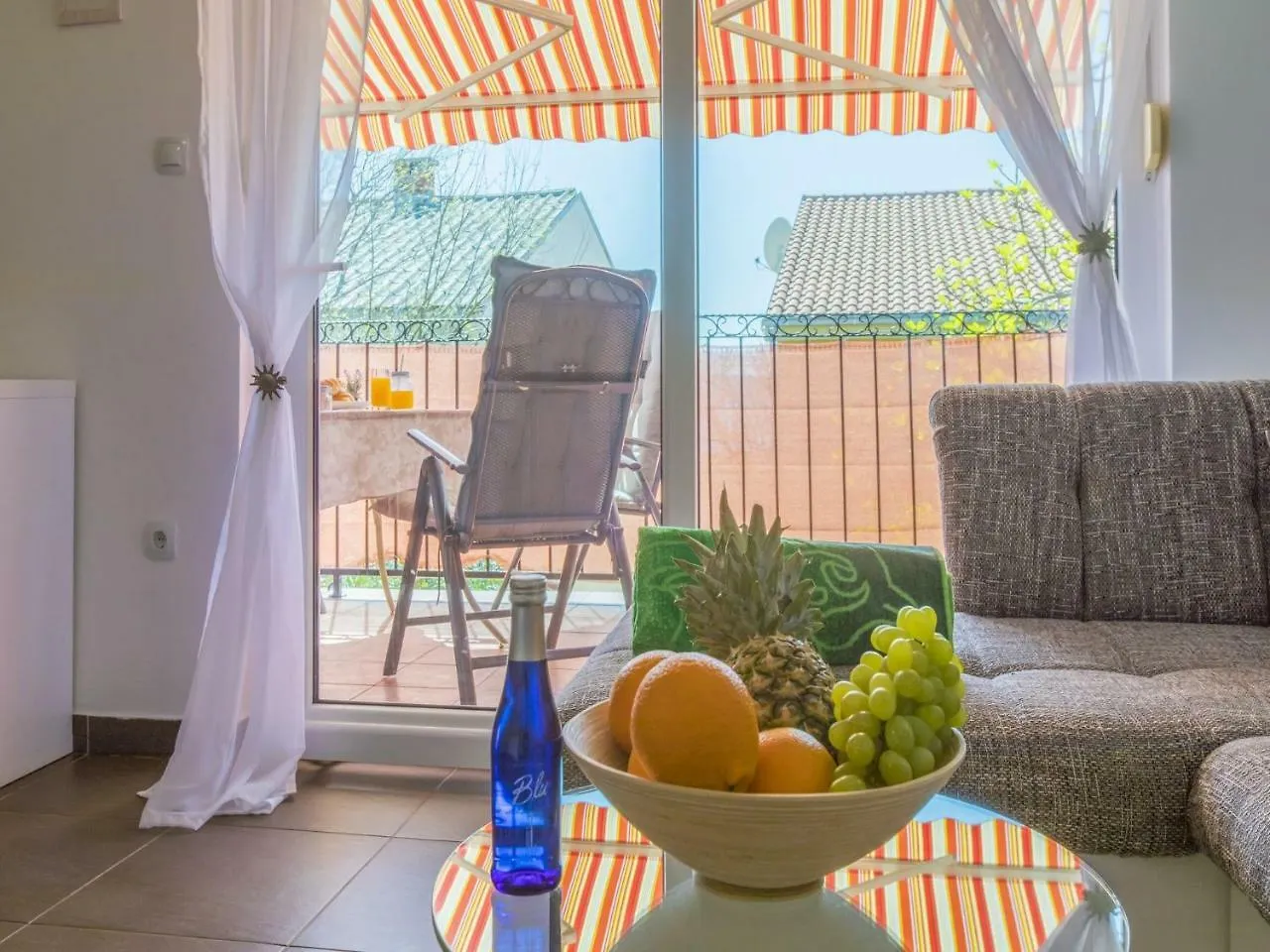 Apartments Tropez Dramalj 0*,