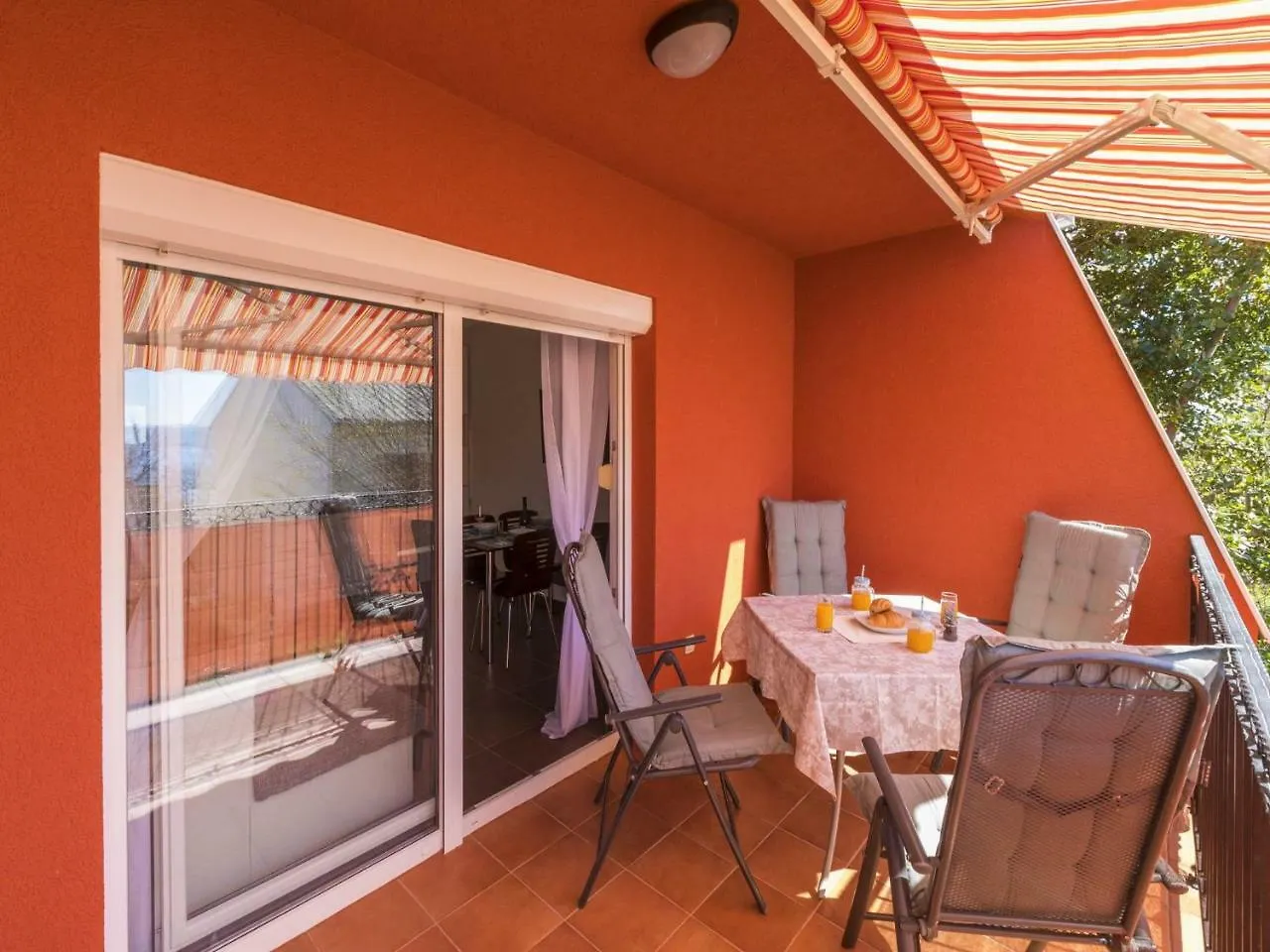 Apartments Tropez Dramalj