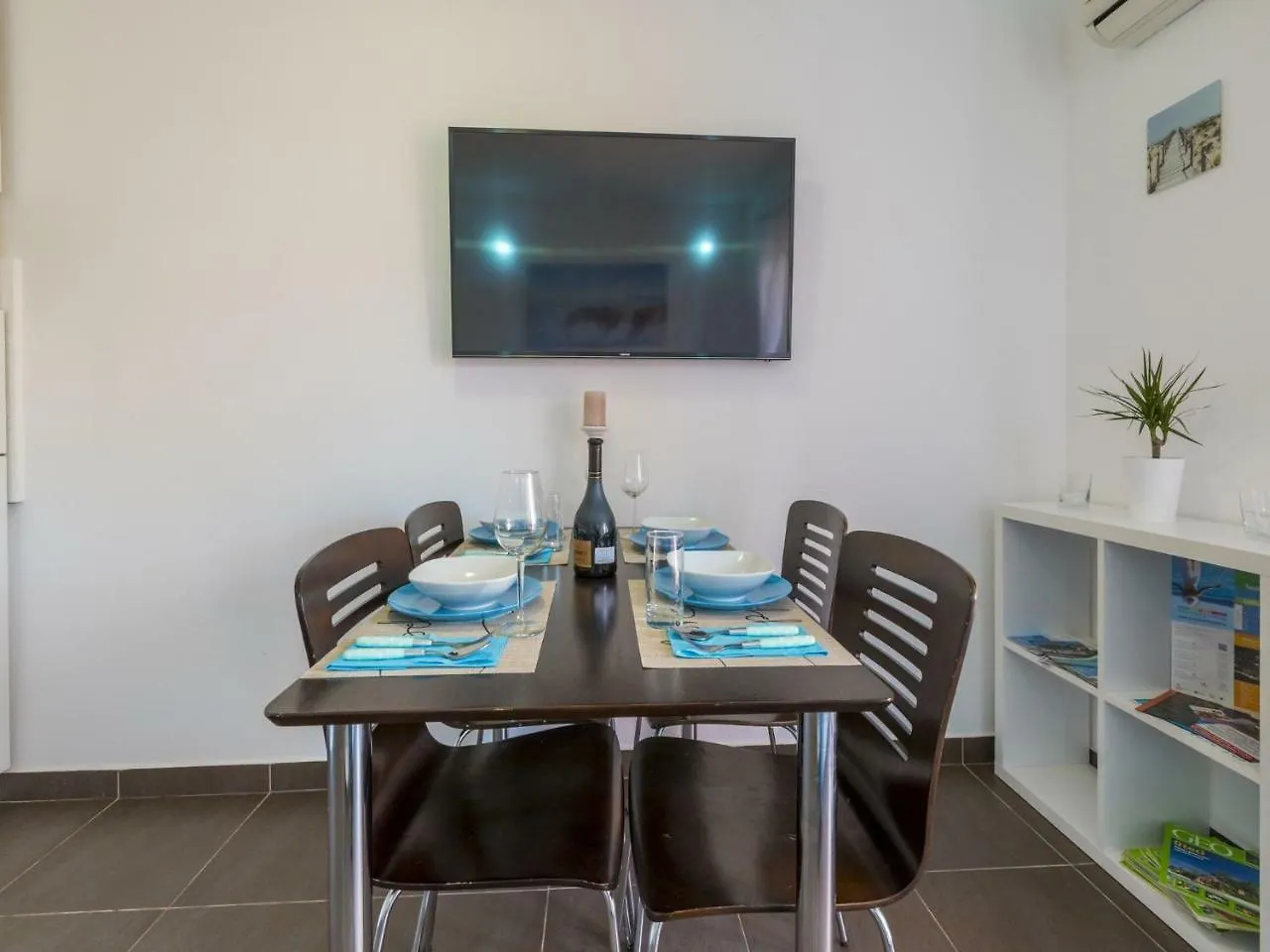 Apartments Tropez Dramalj